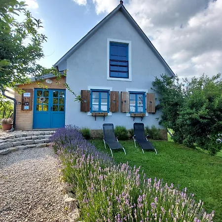Spaletta Holiday home Pecsely
